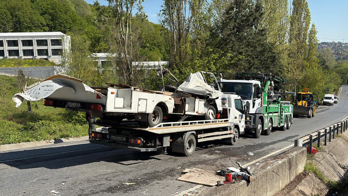 Karavan bariyere saplandı, sürücüsünden acı haber geldi