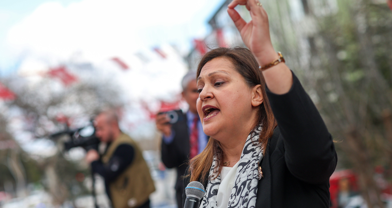 CHP Afyon'da Burcu Köksal depremi
