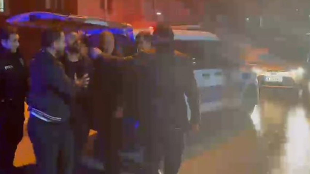 Operasyonda gözaltına alınan şüpheli, kelepçeli halde kaçtı