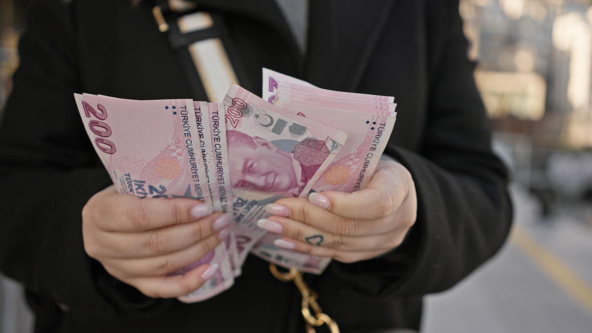 Emekliye temmuzda yapılacak zam ortaya çıktı: İşte yeni en düşük emekli maaşı