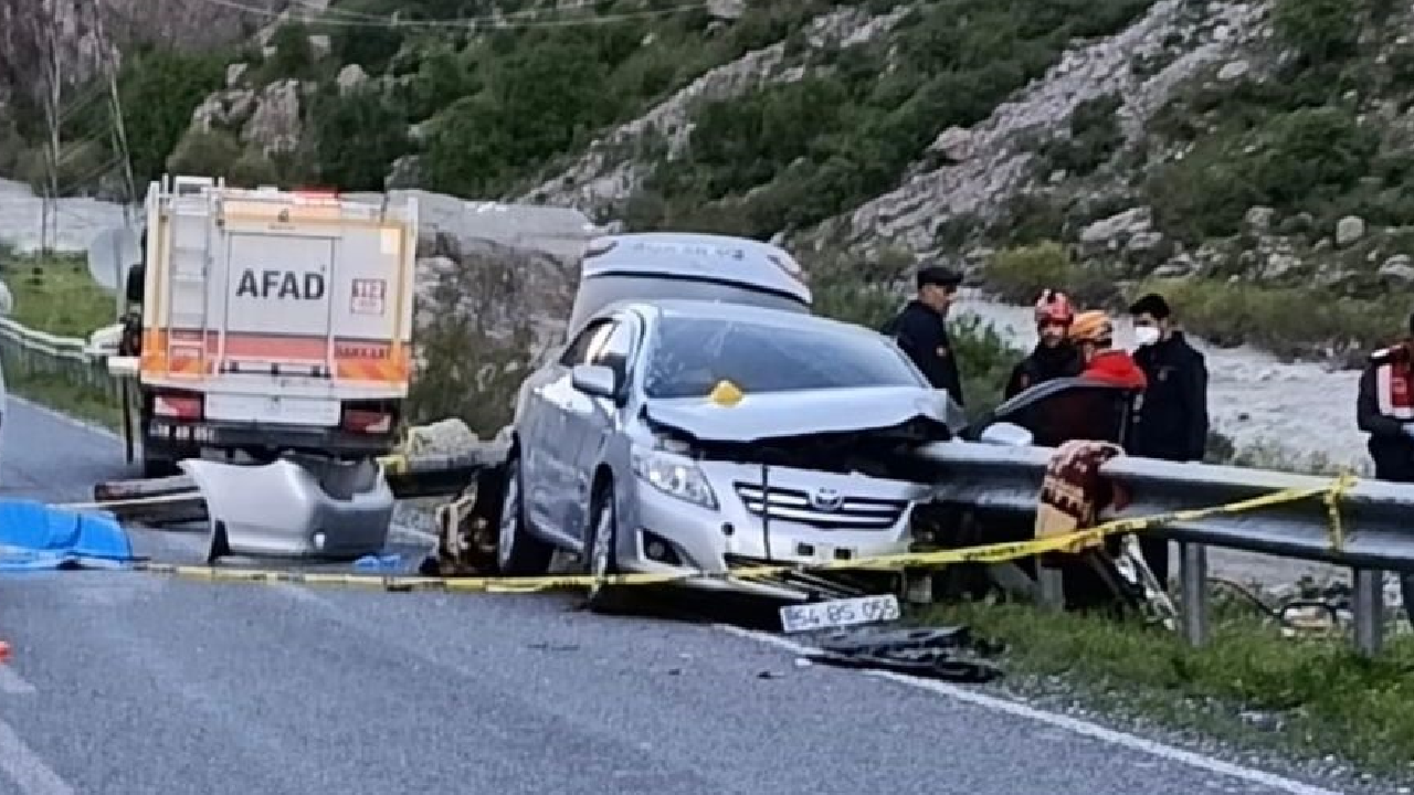 Düğün dönüşü feci kaza... Bir ölü, üç yaralı
