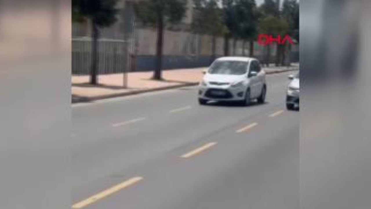 Takibe alınan otomobilde 23 kilo 984 gram esrar yakalandı