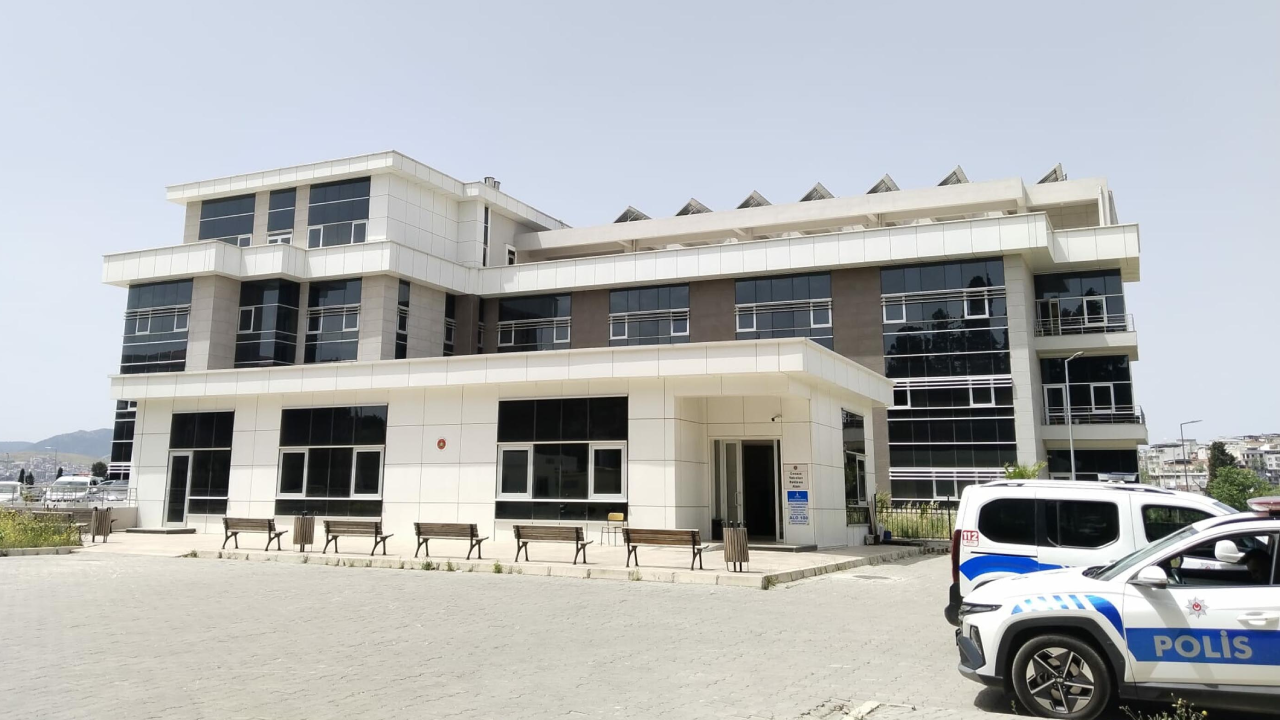 Şantiye alanında yanmış kadın cesedi bulundu