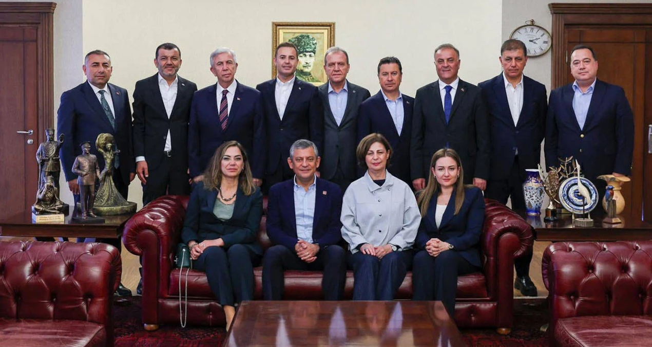 Belediye başkanlarından 'Özel'in yanındayız' mesajı!