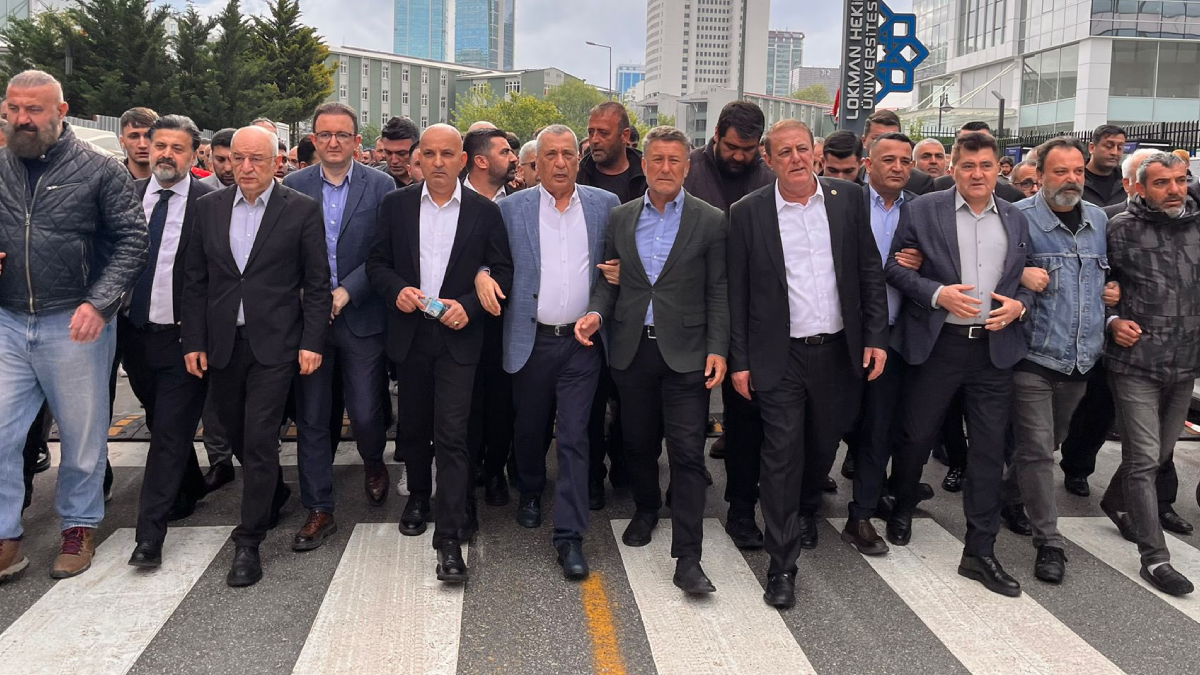 'MAKAM ODALARINI BOŞALTMALARINI İSTİYORUZ'