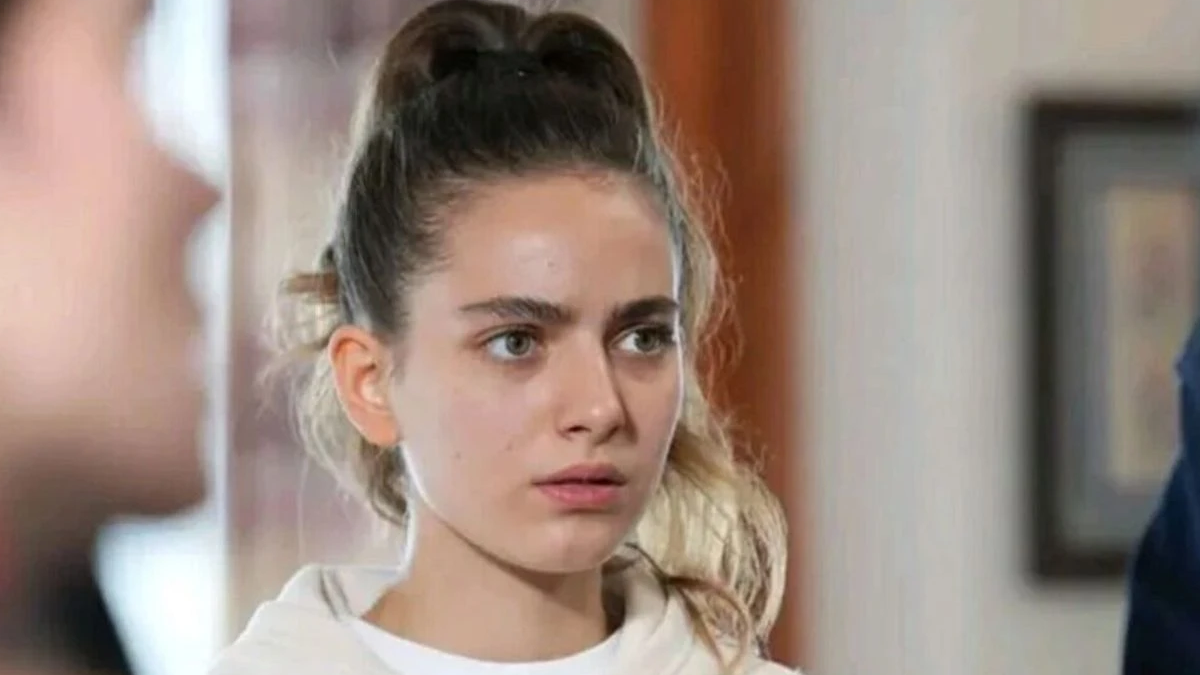 Taşacak Bu Deniz'in Eleni'si Ava Yaman'dan yeni proje