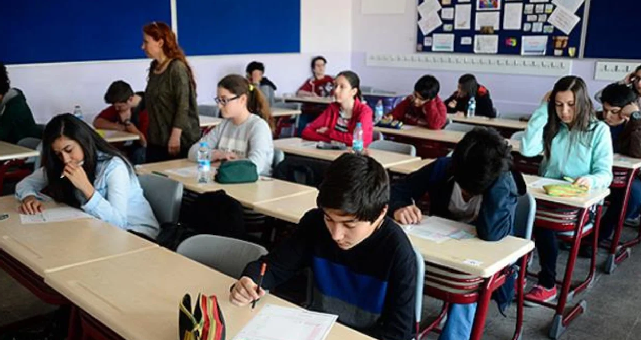 Okullara yeni zorunlu ders geliyor