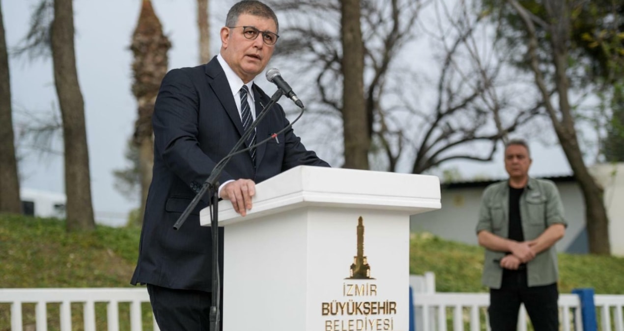 Cemil Tugay birazdan CHP'den istifa edip etmeyeceğini açıklayacak