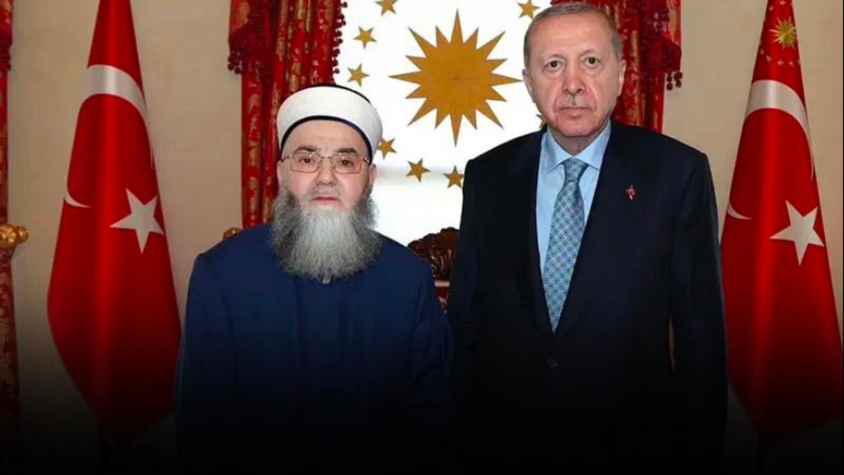 'Cübbeli Ahmet' Erdoğan'a Kadıköy'de camii teşekkürü