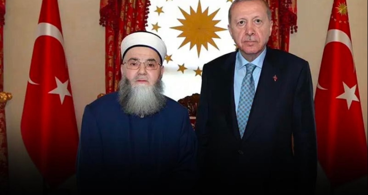 'Cübbeli Ahmet' Erdoğan'a Kadıköy'de camii teşekkürü