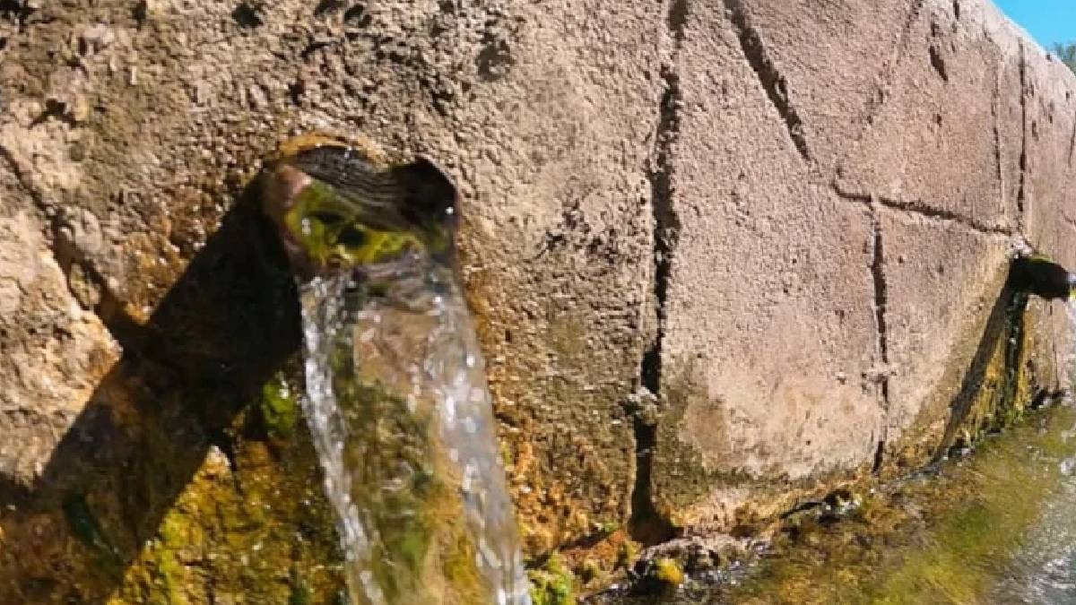 400 yıldır hiç durmadan akıyor: Binlerce kişi şifa için akın ediyor