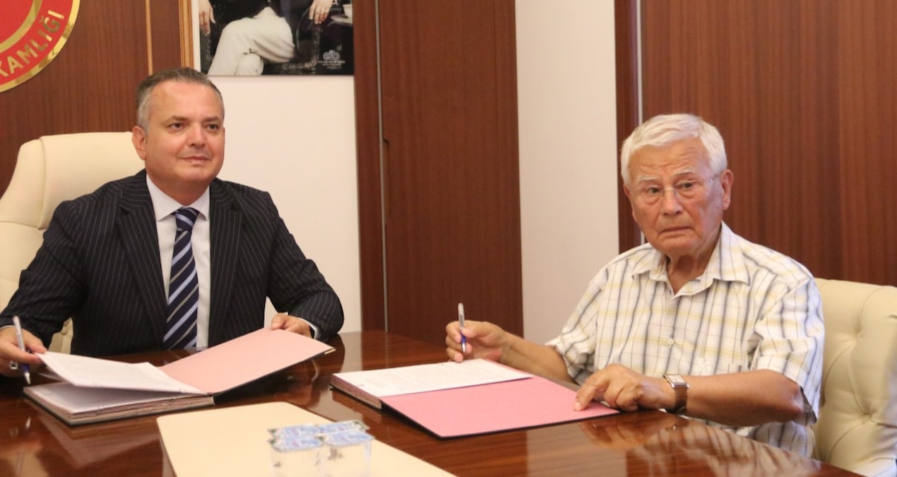 Muğla'da duygulandıran görüntü: 500 milyon TL'lik servetini bakın nereye bağışladı