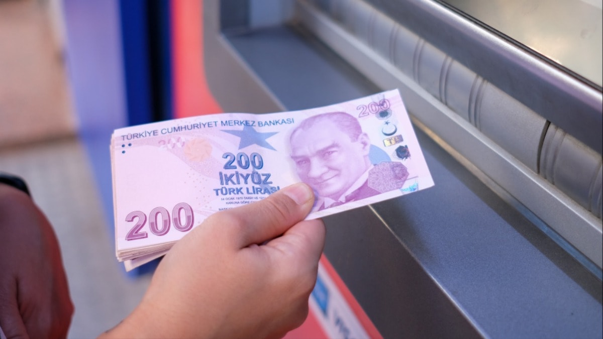 Türkiye'nin 24 yıllık bankası satıldı: Yeni sahibi tanıdık çıktı