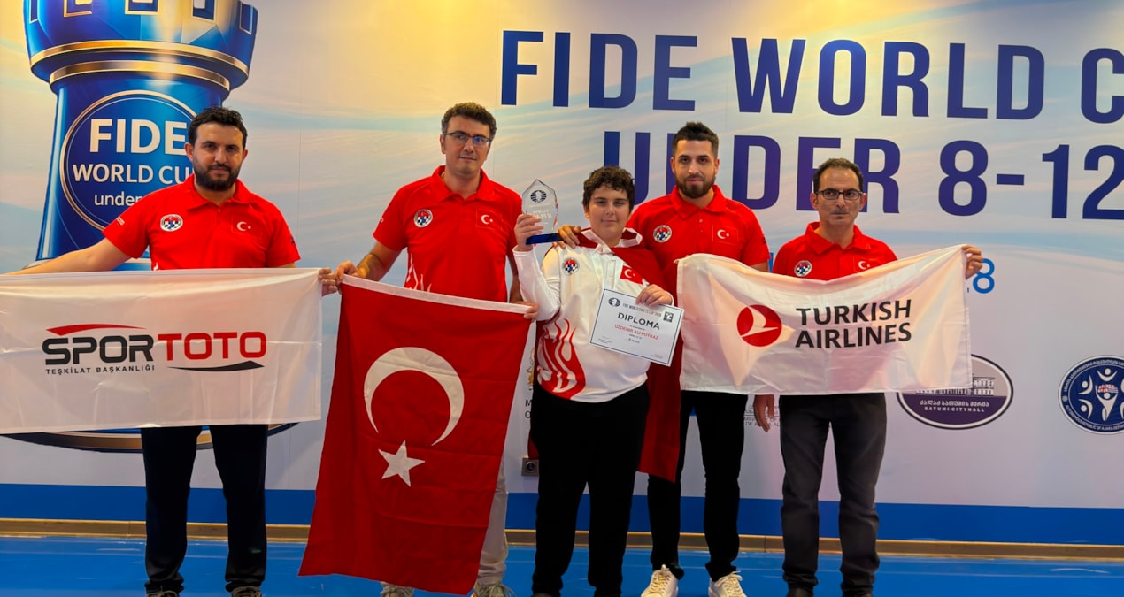 Milli satranççı Ali Poyraz Uzdemir’den gümüş madalya