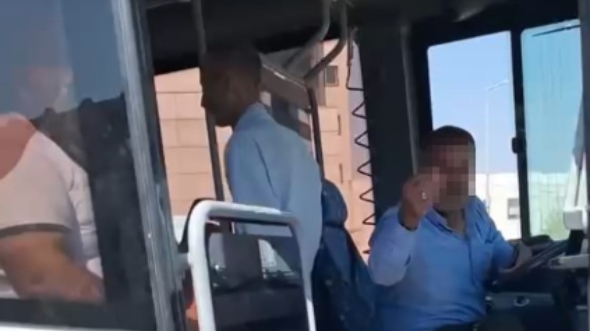 Vicdansız şoför engelli yolcuyu otobüse almadı! Sözleri pes dedirtti