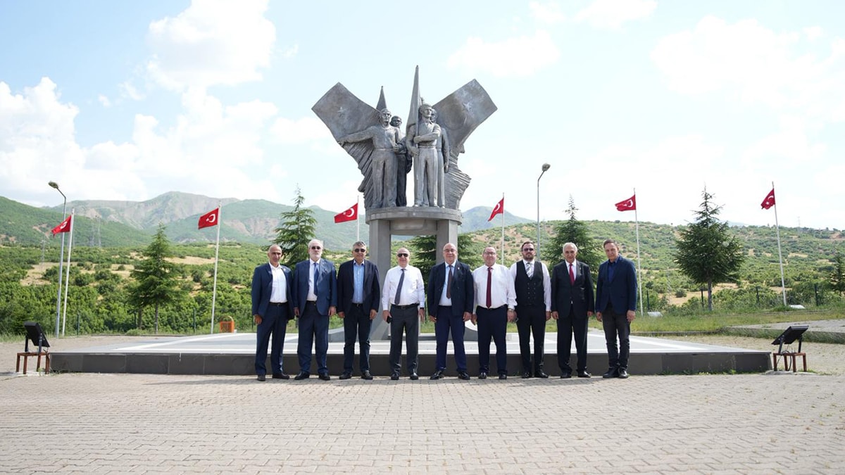 Geri adım atmadı