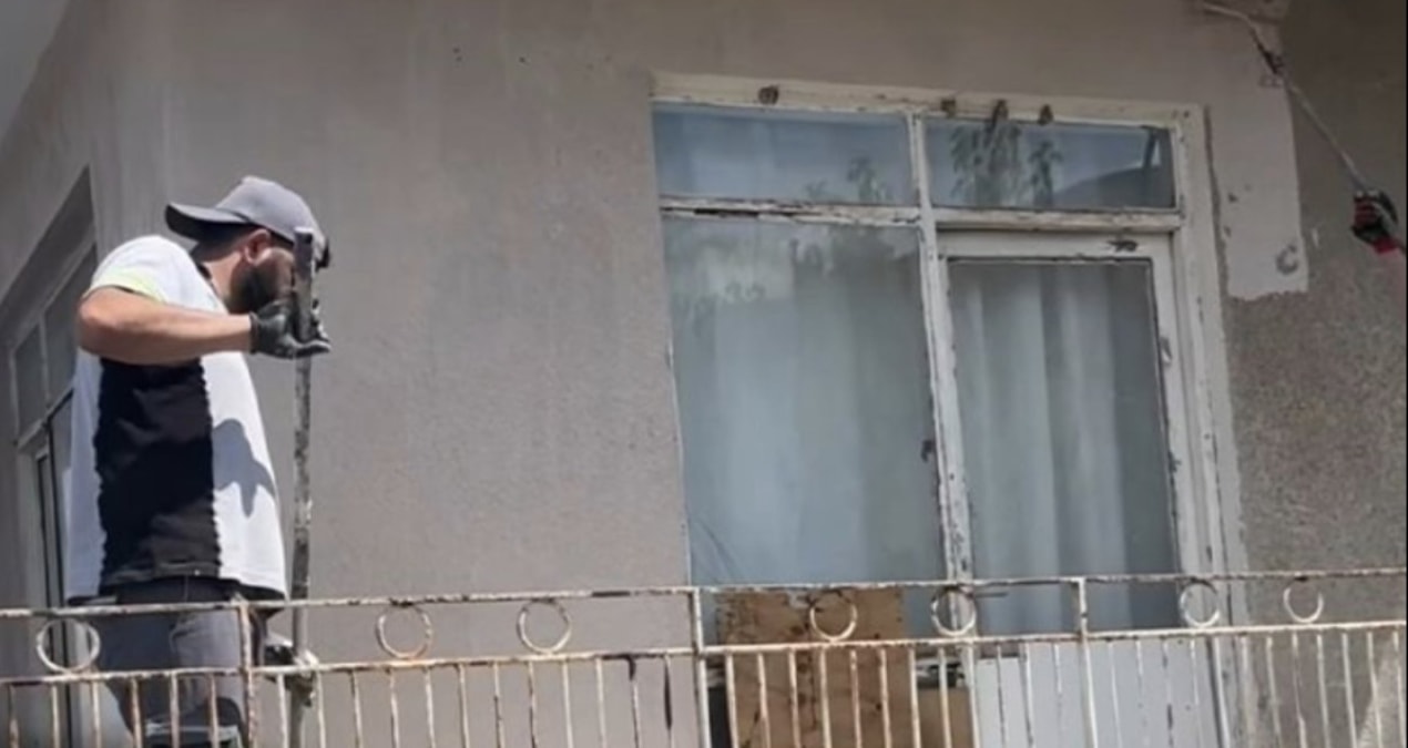 NATO Zirvesi Öncesi Ankara’da Evleri Güzelleştirme Çalışmaları Başladı