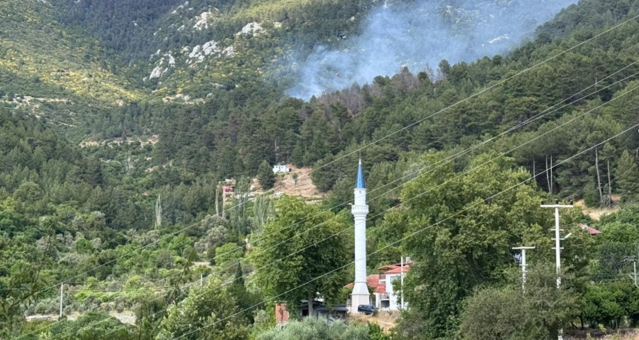 Antalya'da orman yangını! Alevler yerleşim yerlerine yakın bölgede yükseldi