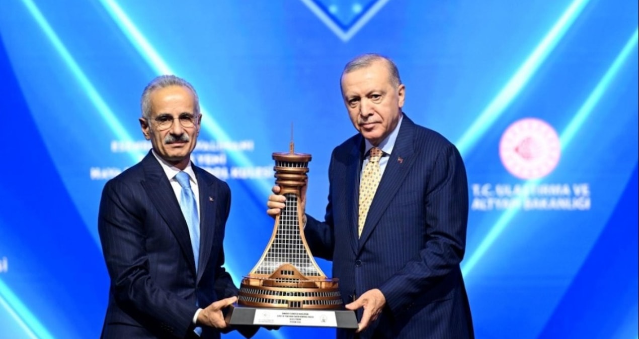 Erdoğan açtı ama uçaklar inemiyor