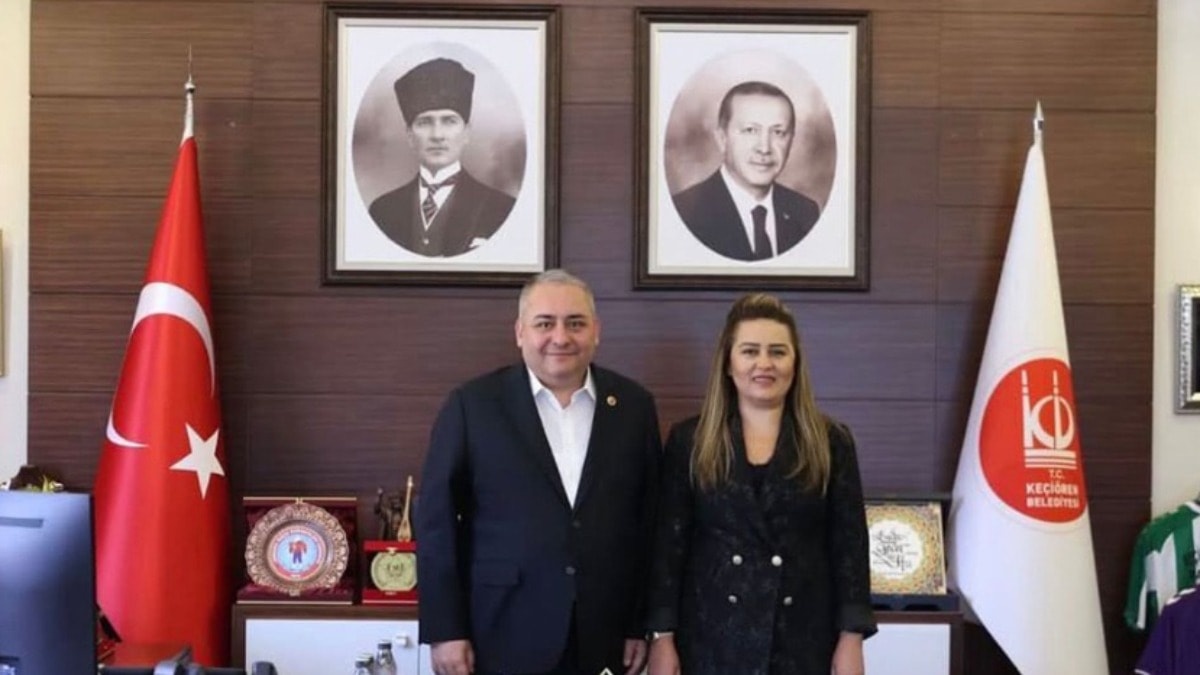 AKP’ye geçer geçmez Atatürk sevgisi küçüldü