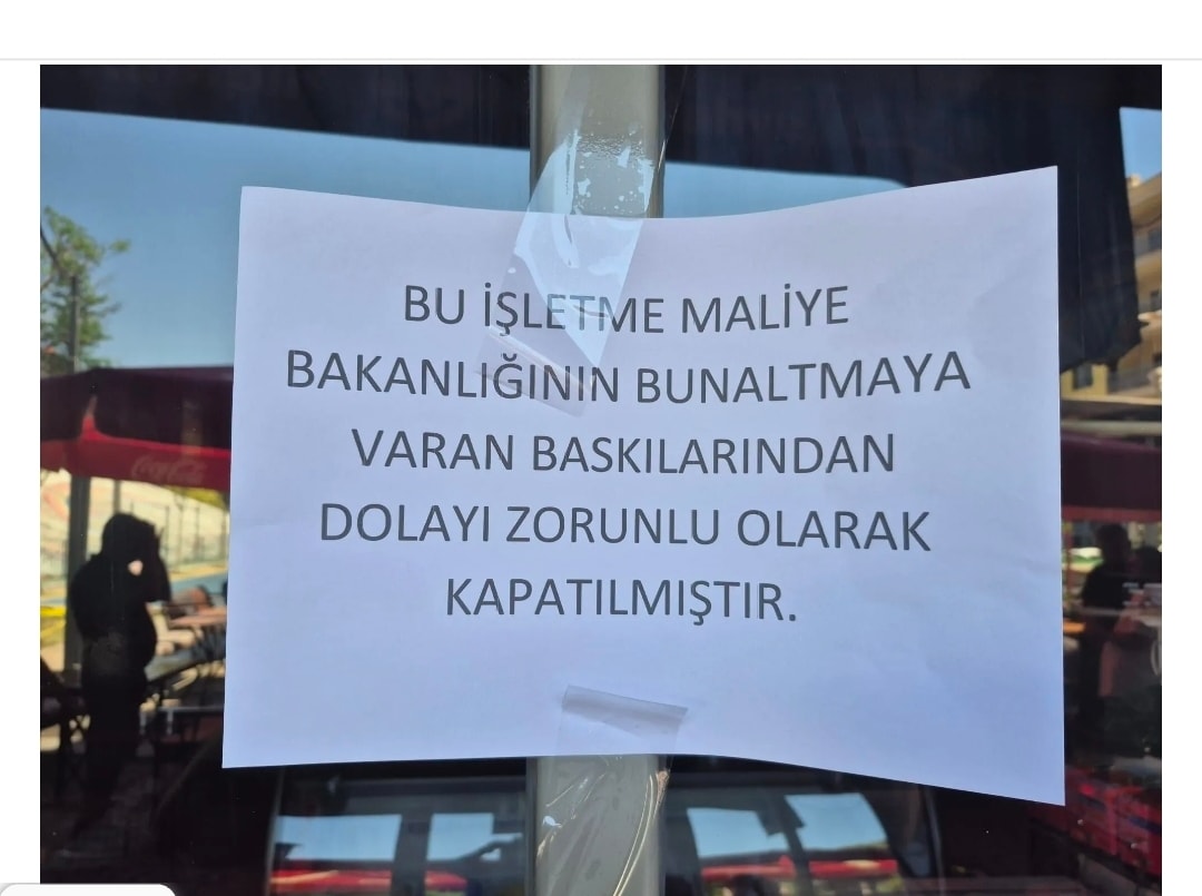 Maliye'nin denetimlerine tepki gösteren esnaf dükkanını kapattı