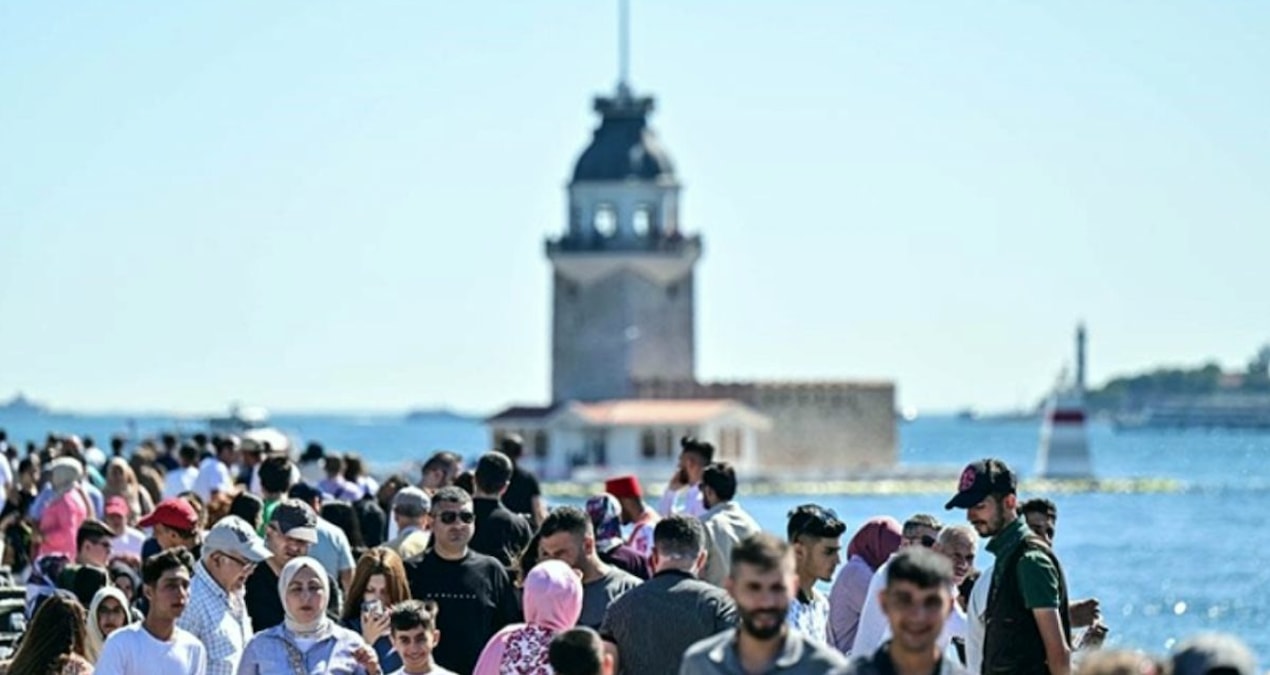İstanbul'da poyraz Ejderha sıcaklarını solladı! Önce üşüyeceğiz