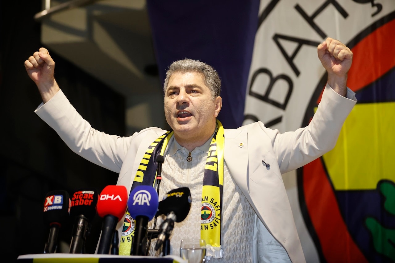 Hakan Safi transferler için tarih verdi! 2 milli oyuncu, 3 de dünya yıldızı