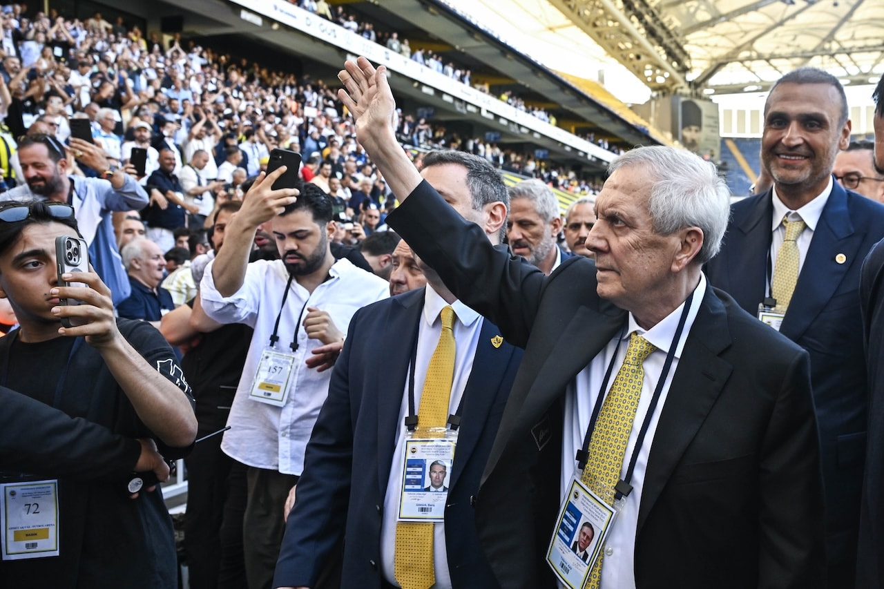 Aziz Yıldırım ilk transferini bitiriyor! Üç yıllık