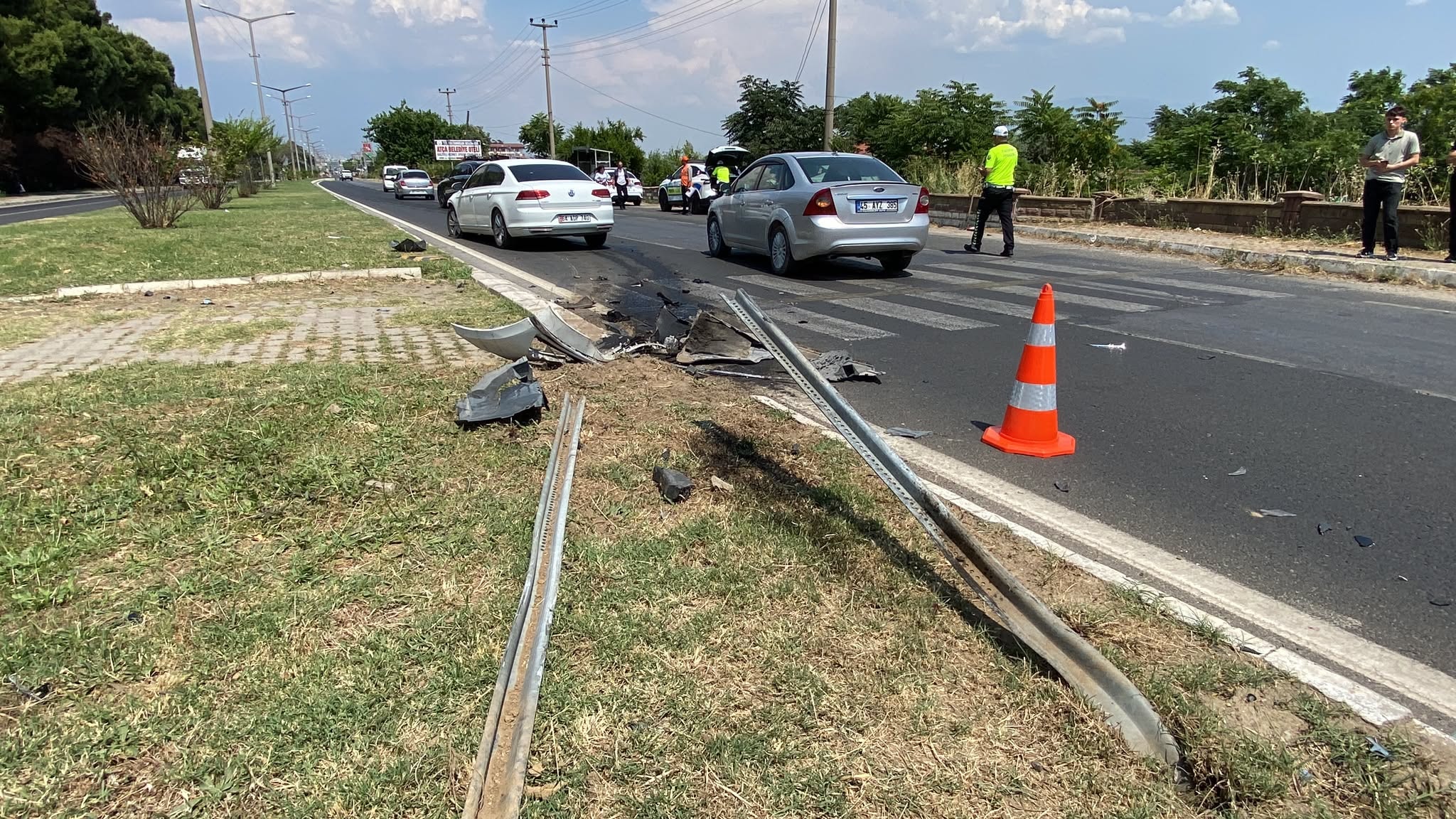 Feci kaza; otomobille çarpışan motosikletin sürücüsü öldü