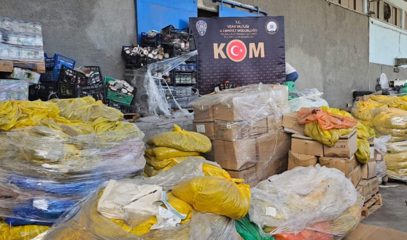 Çikolata skandalı! Tonlarcası ele geçirildi