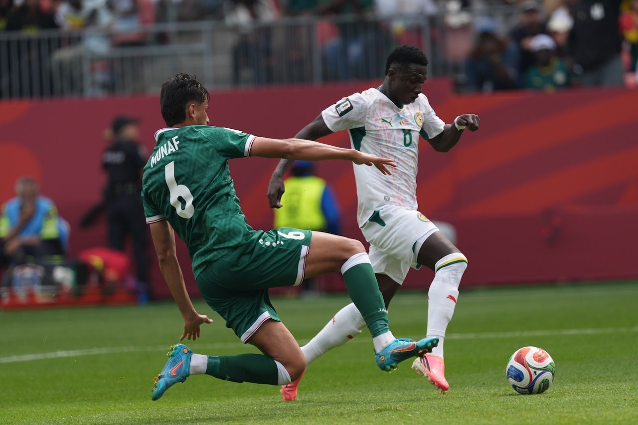 Senegal gol oldu yağdı! Son 32 umudunu sürdürdü