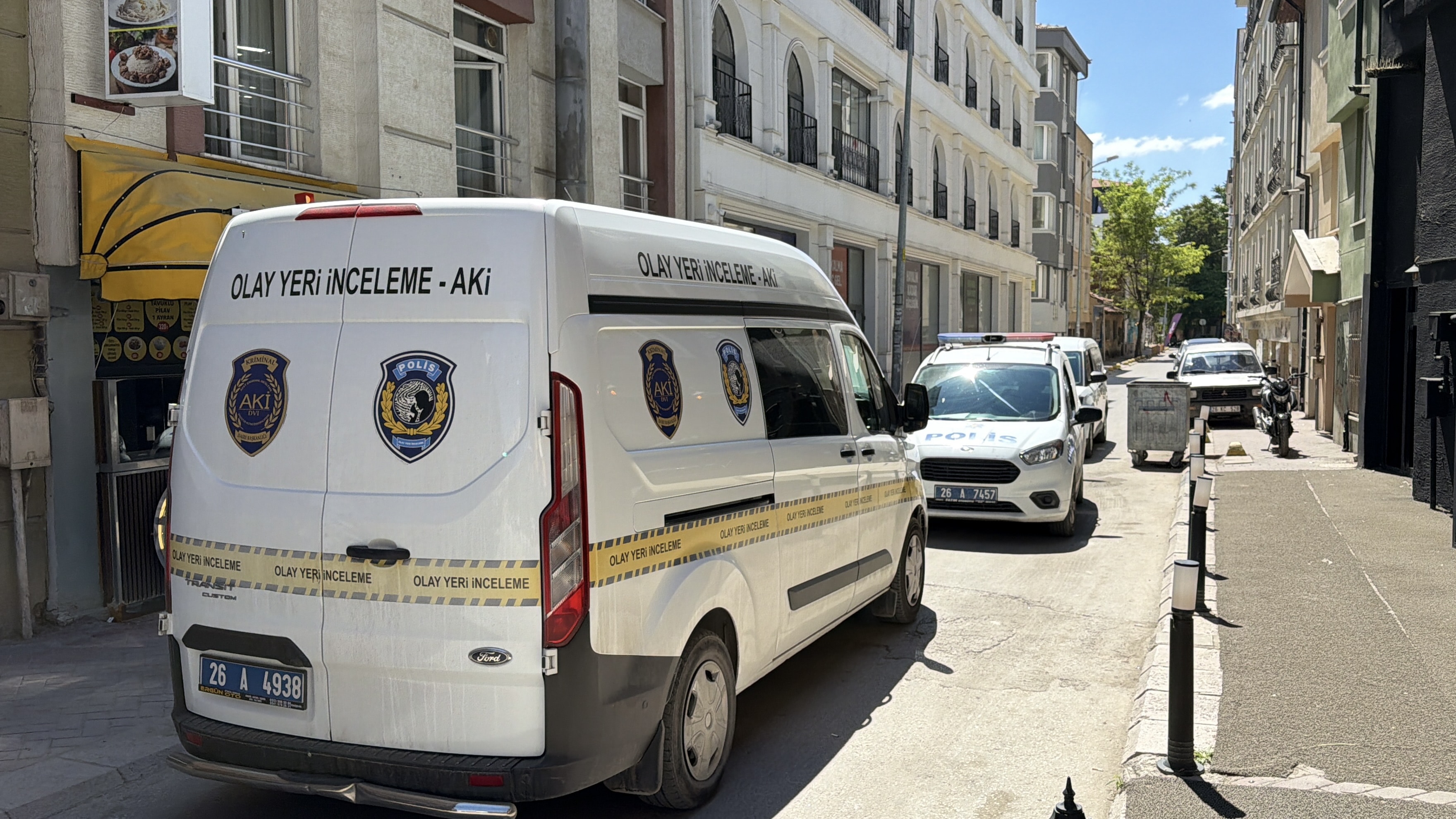 Eskişehir'de sır ölüm: Apartta cesedi bulundu