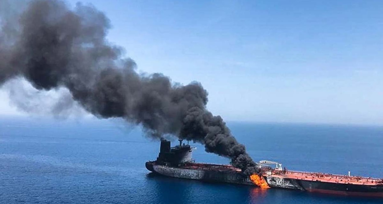 ABD Umman Körfezi’nde petrol tankerini vurdu