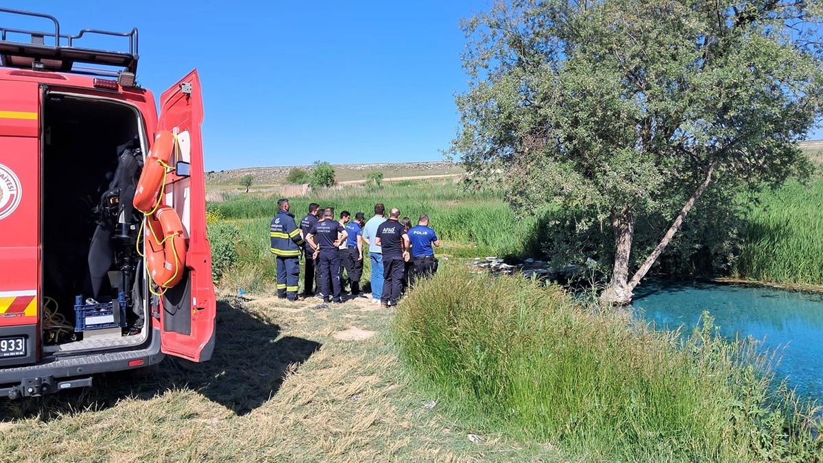 Eskişehir'de serinlemek için girdiği gölette boğuldu