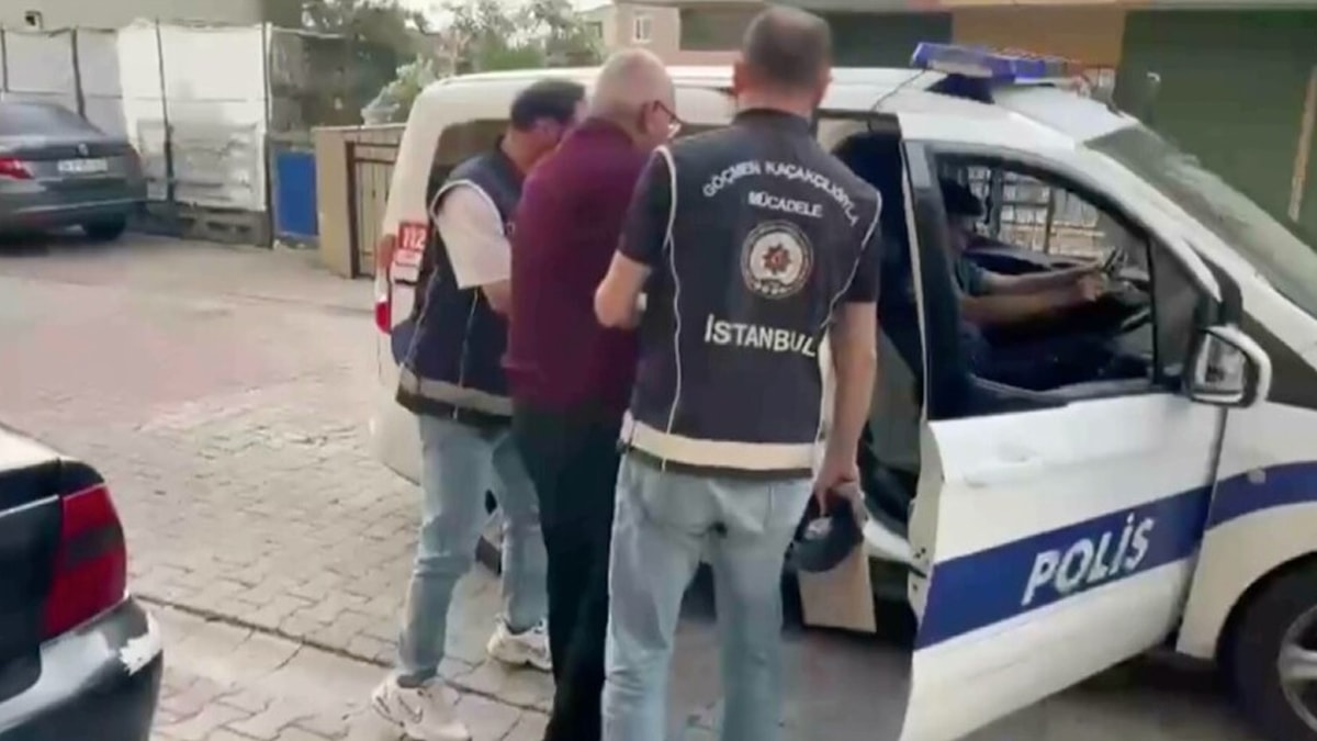 Sahte belgelerle ikamet vurgunu: 8 ilde 64 gözaltı