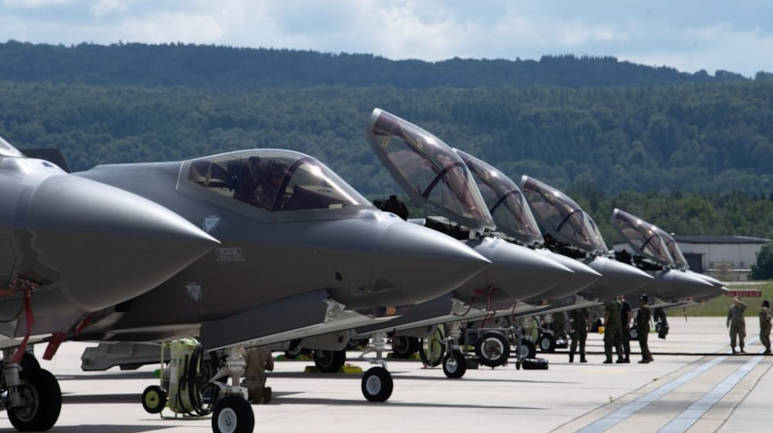 Ülke F-35 alacak diye kılı kırk yardı: Şimdi işin içinden çıkamıyorlar
