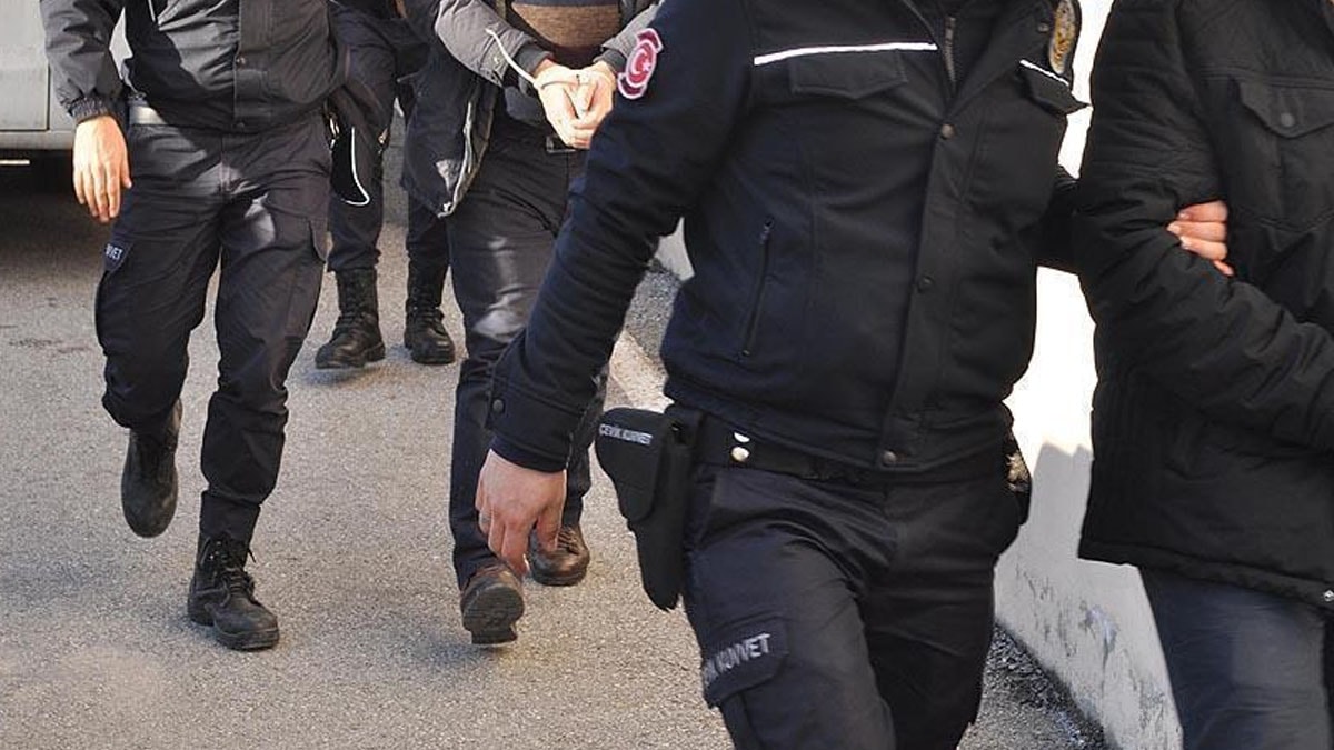 Yağma çetesine operasyon