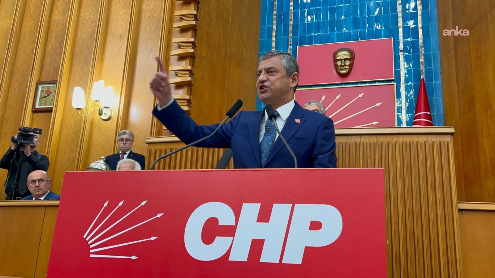 Özgür Özel’den Kılıçdaroğlu’nun danışmanına zehir zemberek sözler