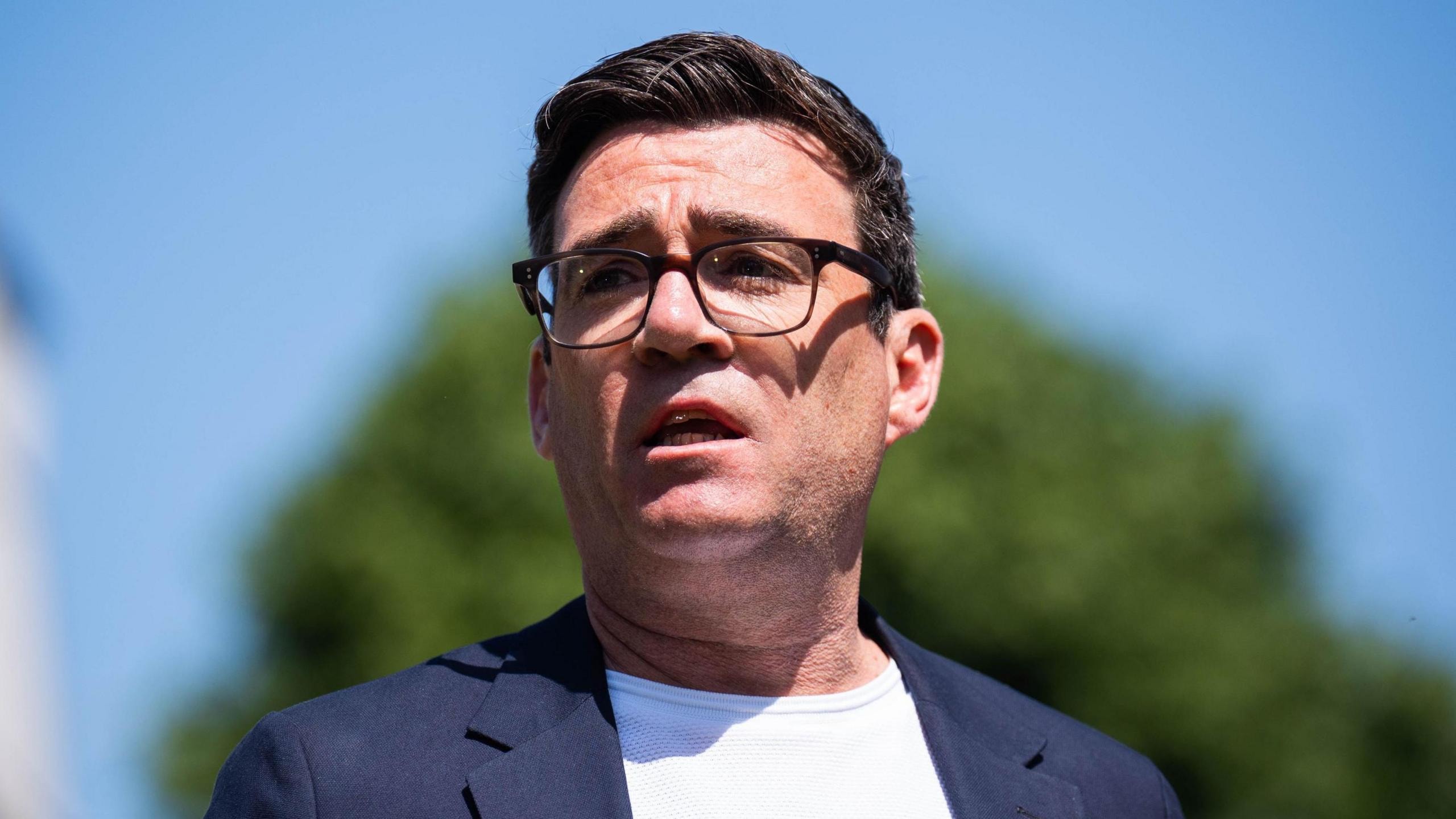 İngiliz hükümetinin son umudu: Kuzeyin yeni kralı, Andy Burnham kimdir?