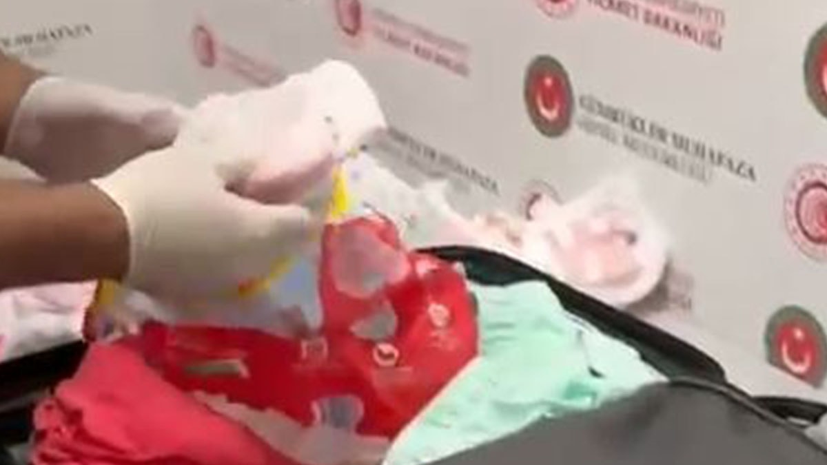 Bebek bezlerinin içine servet gizledi! Değeri tam 20 milyon TL