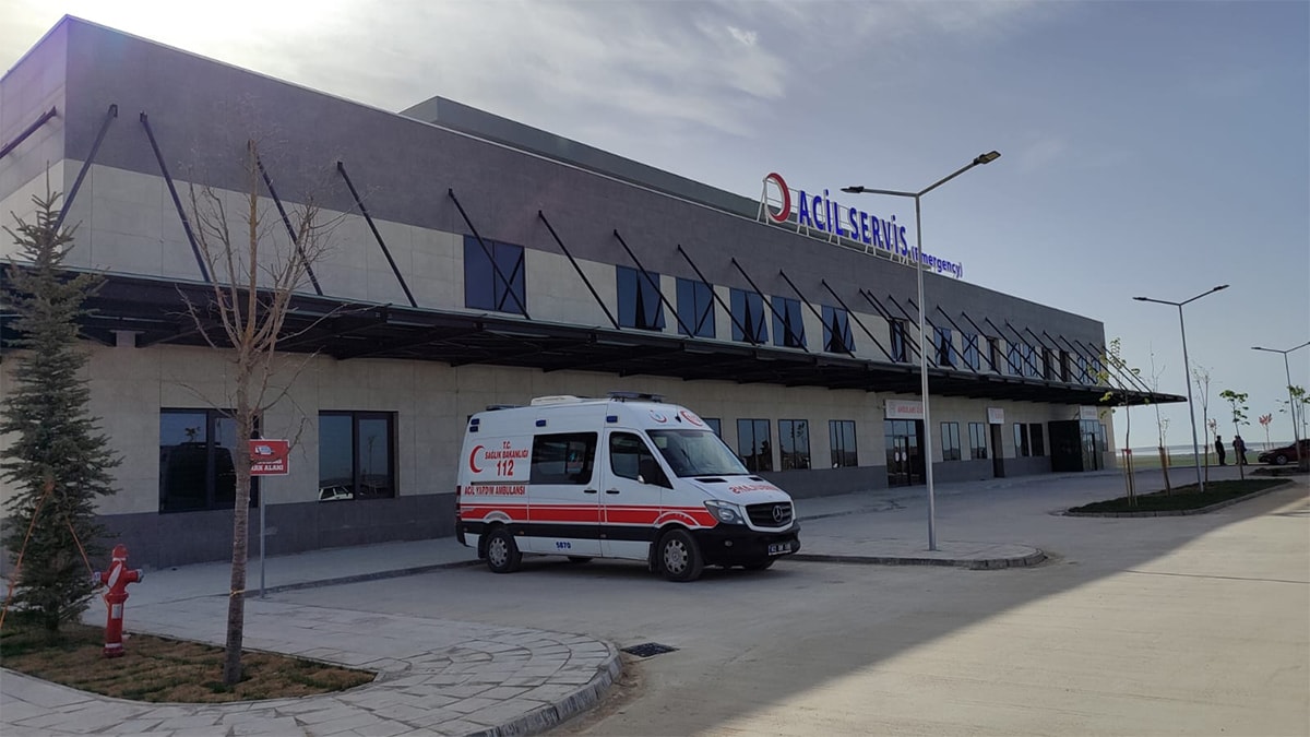 20 günlük bebeğini araçla ezen baba ve anne gözaltına alındı