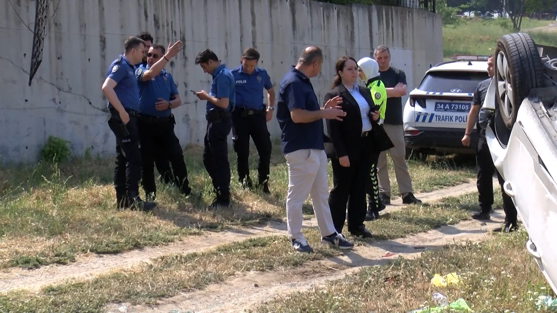 Adliye otoparkında can pazarı: Hakim otomobiliyle 2 metreden düştü!