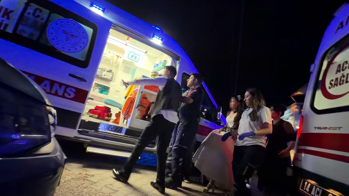 Gelin ve damadın yakınları kavga etti: Damat dahil 3 kişi yaralandı