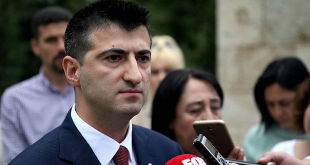 Çelebi'nin maskesini eski komutanı düşürdü
