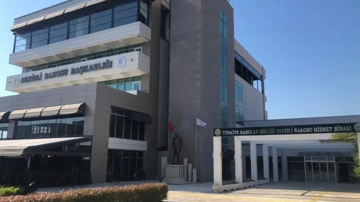 Uyuşturucu operasyonunda gözaltına alınan avukatın annesi AKP yöneticisi çıktı