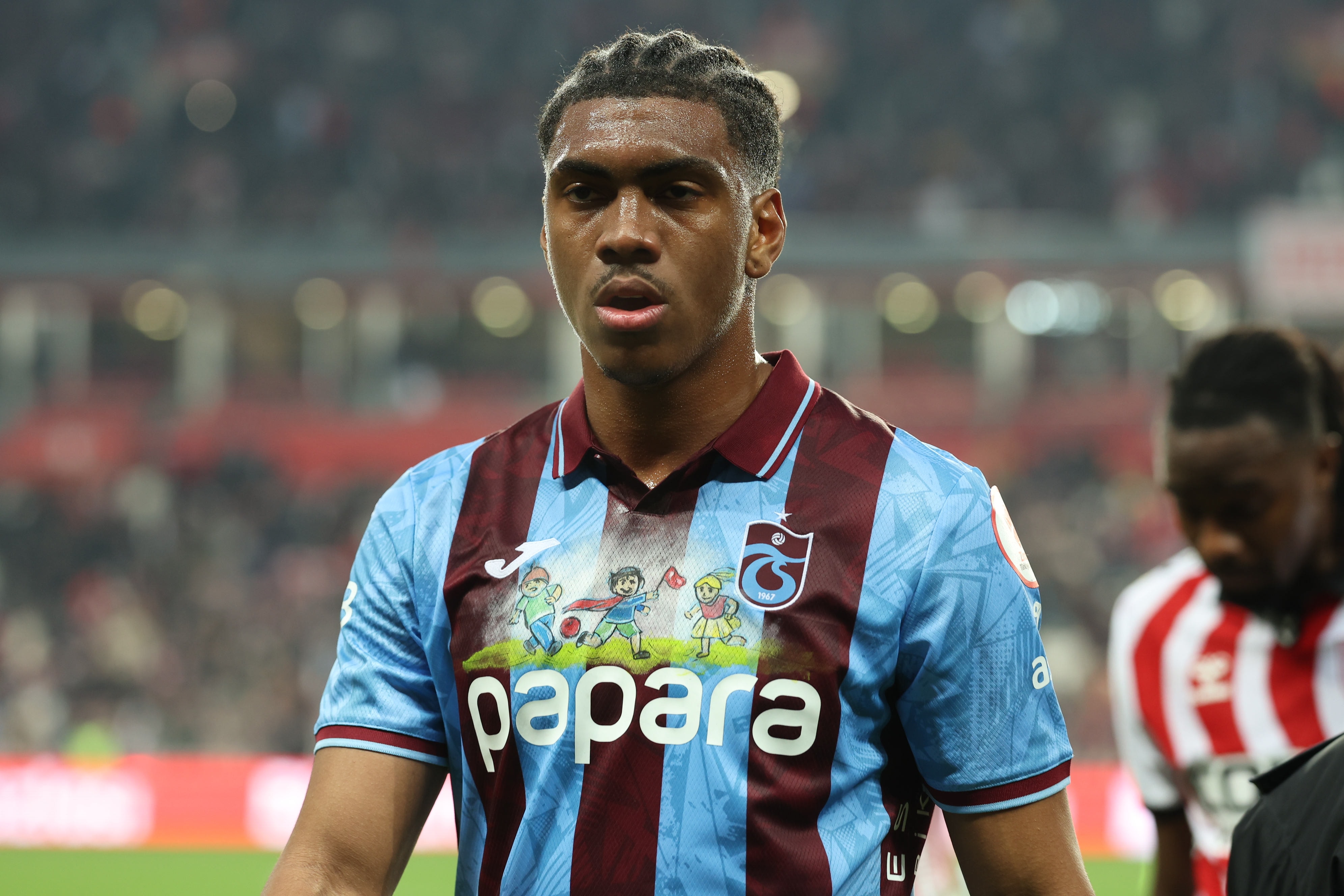 Trabzonspor'un yıldızı resmen transfer oldu, kasayı doldurdu!