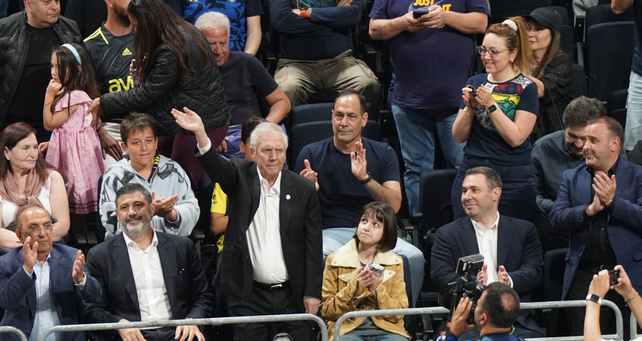 Fenerbahçe iki golcüyle el sıkıştı