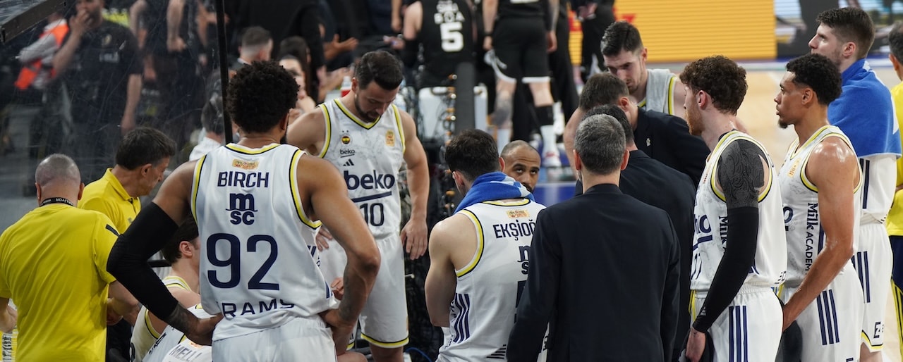 Fenerbahçe Beko’da ayrılıklar sürüyor