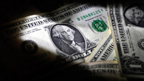 ABD'li dev banka Fed'in faiz indirimi için tarih verdiABD'li yatırım bankası Citigroup, Fed yetkililerinin şahin duruşunu gerekçe göstererek faiz indirimi beklentisini bir ay erteledi. Banka, daha önce Eylül 2026'da başlamasını beklediği faiz indirimlerinin artık Ekim ve Aralık 2026 ile Ocak 2027 ta