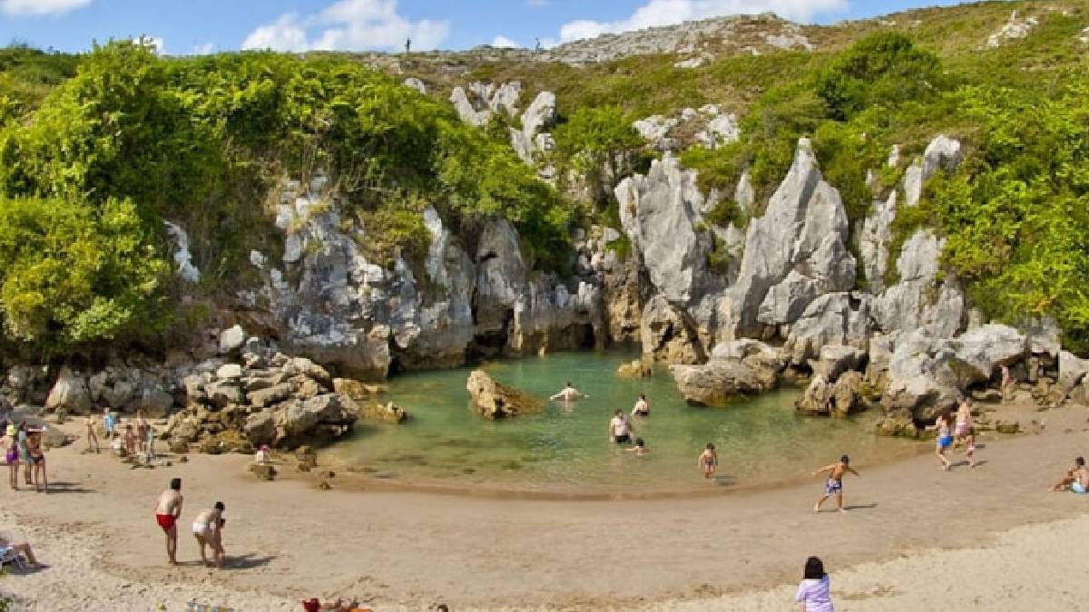 Dünyanın en küçük plajı: Sadece 40 metre uzunluğunda